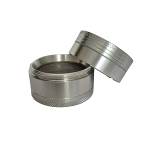 Hochwertiger Aluminium Grinder in Silber